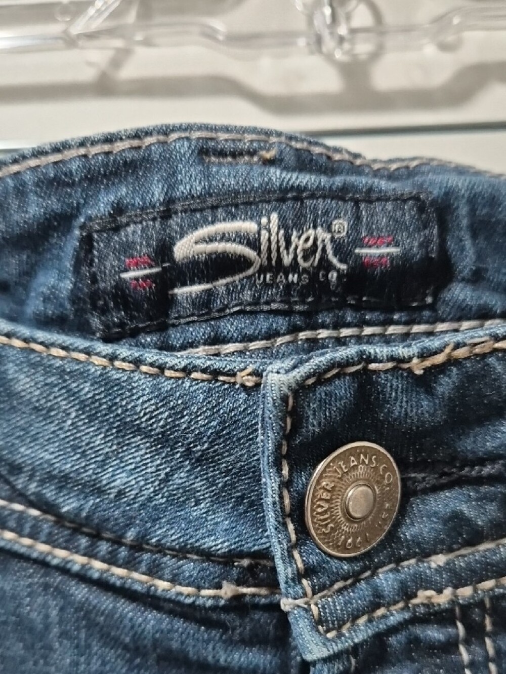 Silver Jeans Blue Denim Jeans - Picture 2 of 14